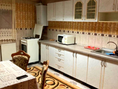 Apartament de vanzare 2 camere zona Iulius Mall
