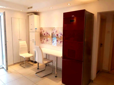 Apartament modern cu 2 camere, decomandat, în Marasti,de vanzare.