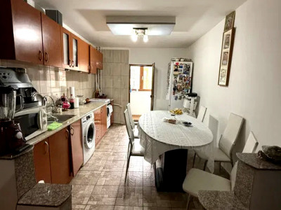 Apartament de vanzare cu 2 camere,  strada Gorunului,Marasti