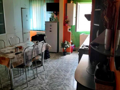 Apartament de vanzare  3 camere Manastur