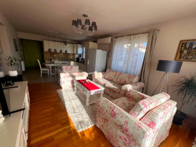 Apartament de vanzare 3 camere imobil nou zona Europa