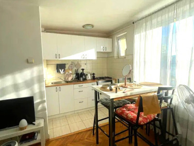 Apartament 2   camere zona Piata Hermes 