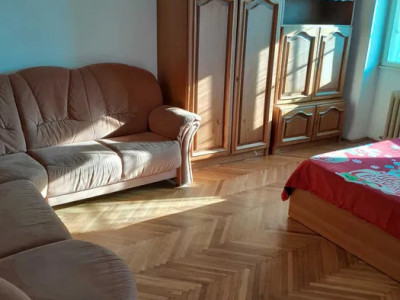 Apartament 3 camere zona Piata Ion Mester 