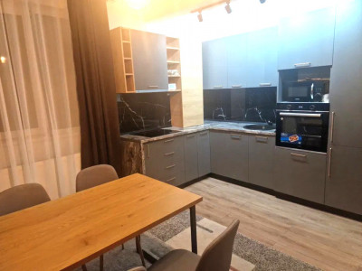 Apartament modern  de vanzare 2 camere zona Facultatii de Litere,