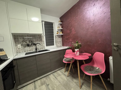 Apartament 2  camere zona Terra