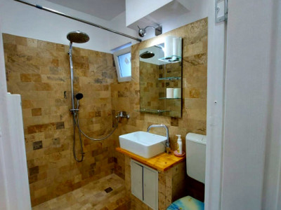 Apartament de vanzare 2  camere zona Casa Piratilor 