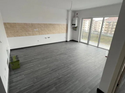 Apartament de vanzare cu parcare zona Teilor 