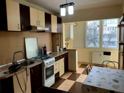 Apartament de vanzare  2  camere  Grigoreascu zona Liceului Onisifor Ghibu