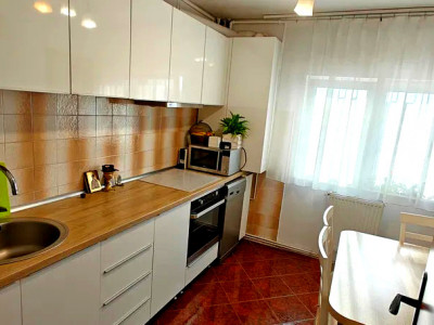 Apartament de vanzare  3 camere  confort sporit Marasti 