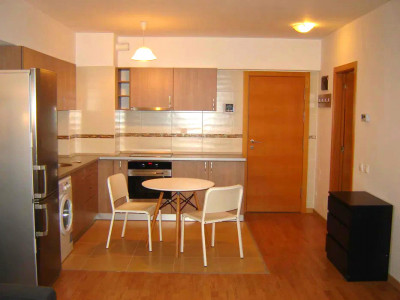 Apartament 2  camere imobil  zona  Iulius Mall