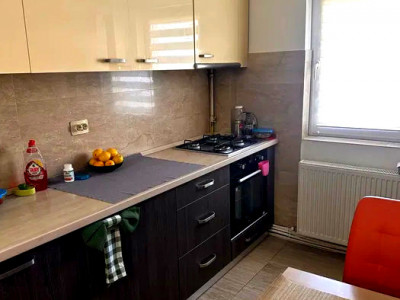 Apartament de vanzare 3 camere zona Kaufland Manastur