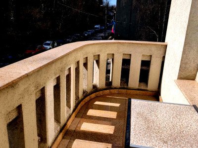 Apartament 2 camere de vanzare strada Clinicilor-Gradina Miko Cluj, 60 mp