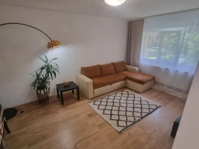 Apartament spațios și luminos de 3 camere în Mărăști – accesibilitate excelentă