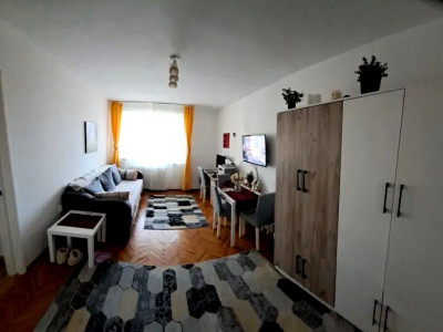Apartament de vanzare 2 camere decomandat cartier Gheorgheni