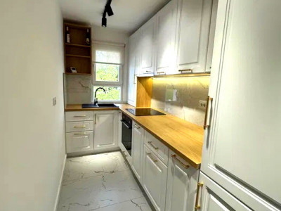 Apartament 4 camere de vanzare renovat, zona Big Manastur