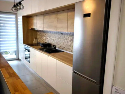 Apartament cu 2 camere de vanzare finisat si mobilat, zona Terapia