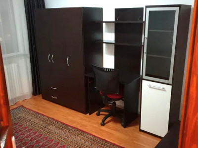 Apartament cu 2 camere decomandat zona Piata Marasti