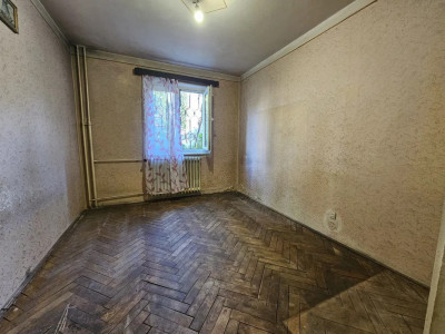 Apartament 3 camere zona Politiei Rutiere 