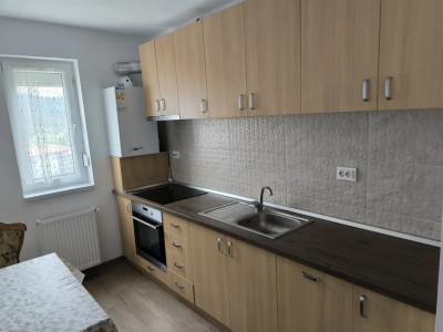 Apartament 2 camere imobil nou zona Vivo 