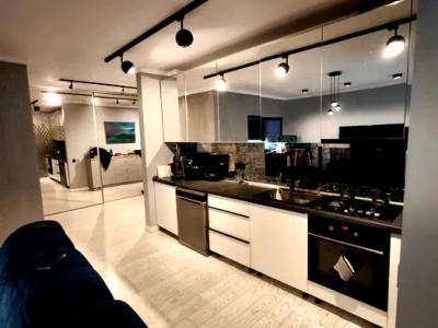 Apartament modern și elegant de vânzare în Grigorescu, zonă de case liniștită.