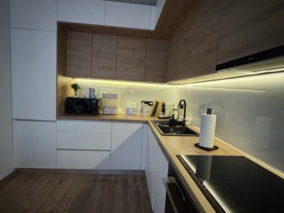 Apartament 2 camere imobil nou zona Vivo 