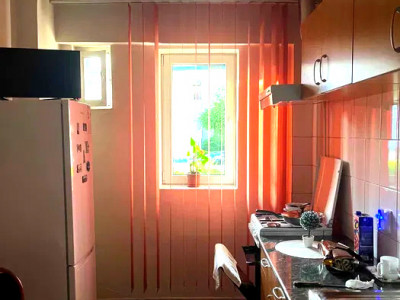 Apartament cu  2 camere,  de vanzare confort sporit, în Zorilor – spațiu generos