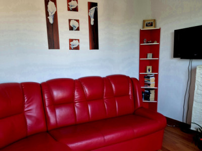 Apartament cu balcon generos, 37 mp,etaj 3 din 5 ,preluare chiriasi.