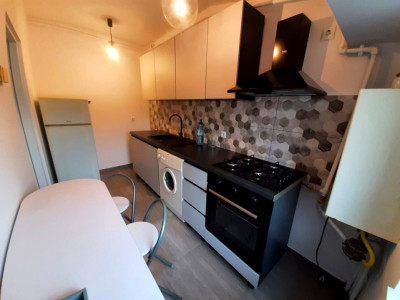 Garsonieră Modernă, Renovată – Ideală pentru Investiție sau Locuință