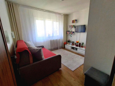 Apartament de vanzare cu 2 camere, decomandat Manastur