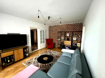 Apartament 3 camere de vanzare, etaj 2, cartier Manastur,zona Colina-Bucium