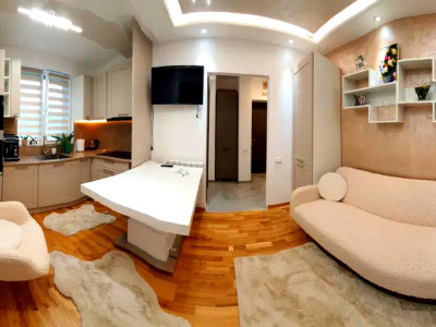 Apatament modern de vanzare zona Piata Hermes