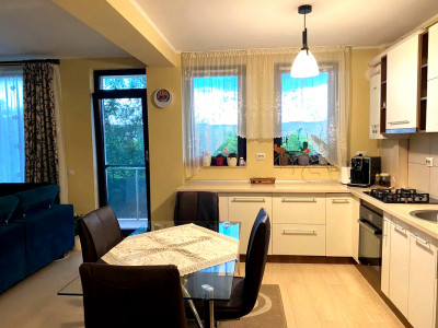 Apartament Modern cu 2 Camere în Borhanci – Spațios, Luminos, Mobilat, parcare