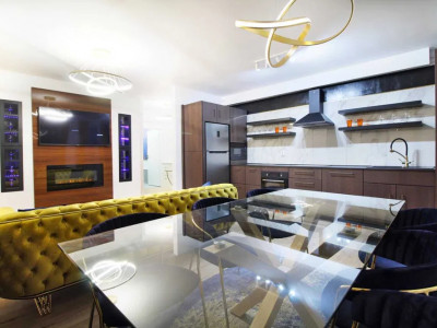 Apartament de vanzare 2 camere,terasa de 28 mp Centru
