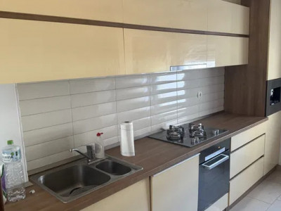 Apartament cu 4 camere de vanzare in  Zorilor cu garaj 