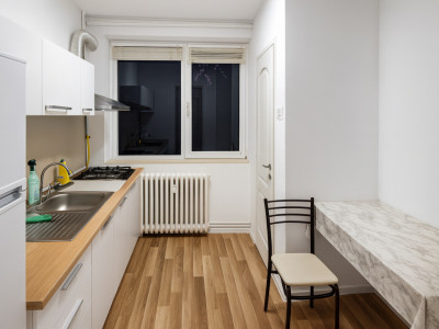 Apartament cu  2 camere de vanzare  zona Interservisan 