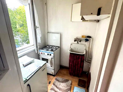 Garsoniera Manastur  zona Scolii Liviu Rebreanu 