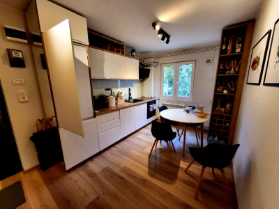Apartament cu 3 camere de vanzare,cartier Gheorgheni, zona Piata Hermes