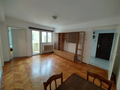 Apartament  2 camere zona Facultatii de Litere 