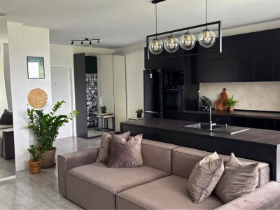Apartament modern de vanzare mobilă personalizată, zona Vivo – Avram Iancu