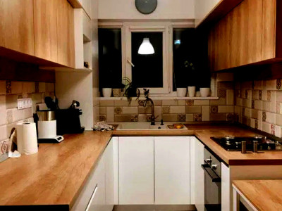 Apartament renovat de vanzare  2  camere Manastur zona Piata Flora 