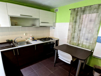 Apartament cu  2  camere de vanzare Manstur zona Pritax 