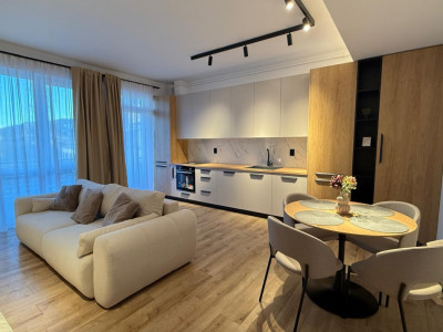 Apartament 2 camere imobil  nou zona Vivo
