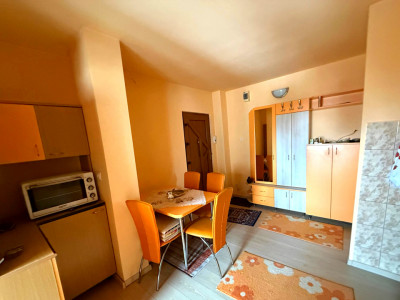 Apartament cu 2 camere decomandat de vânzare zona Spitalului de Recuperare