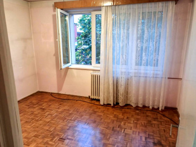 Apartament de vanzare decomandat centru, Piata Mihai Viteazu