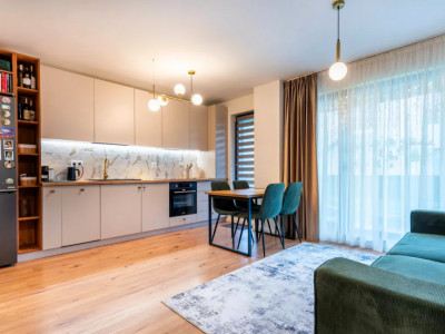 Apartament 3 camere cu terasă de 31 mp, mobilat – zonă Vivo Mall