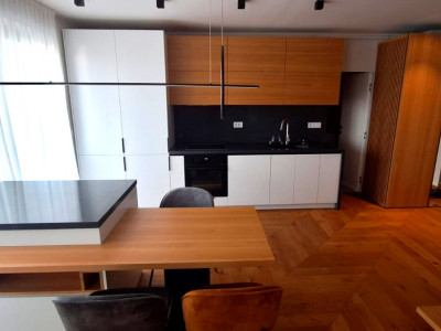 Apartament de inchiriat, 3 camere, imobil nou ,parcare Zorilor