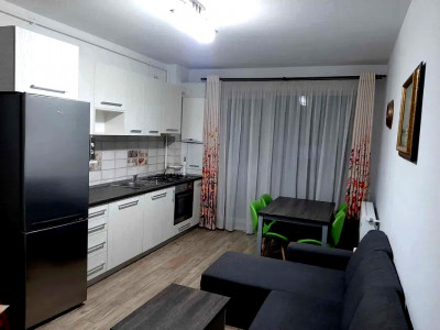 Apartament cu  2 camere de vanzare  imobil nou Centru ,parcare proprie