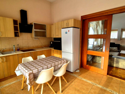 Apartament 2 camere de închiriat cu terasă 40 mp, Zorilor, zona Sigma