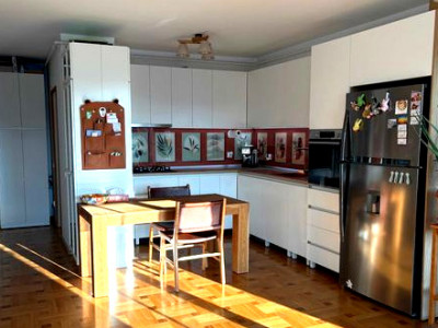 Apartament de vanzare cu 2 camere imobil nou zona Terapia