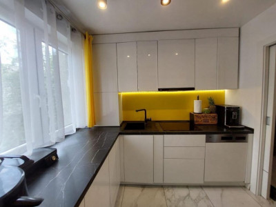 Apartament 2 camere de vânzare – Centru, zona  Cinema Florin Piersic ,finisat